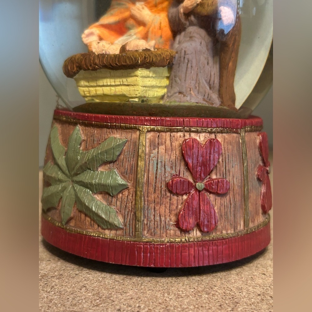 Vintage Nativity Snow Globe Hand Painted Holy Family Christmas Decor - Picture 5 of 16